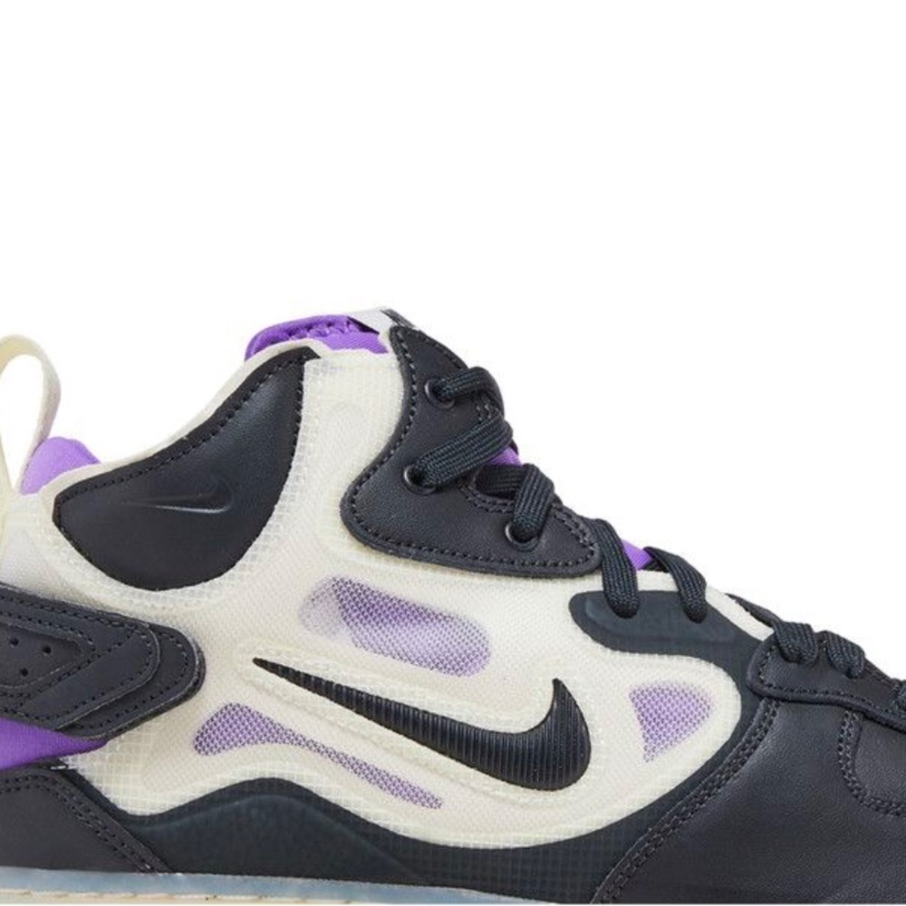 Nike
Air Force 1
React
‘Off noir action grape’
High top - Picture 13 of 14